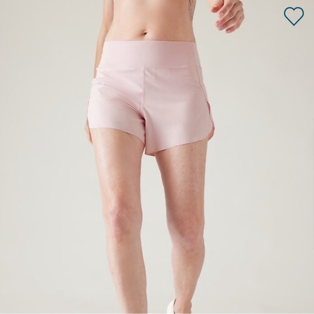 athleta run with it 3.5 shorts